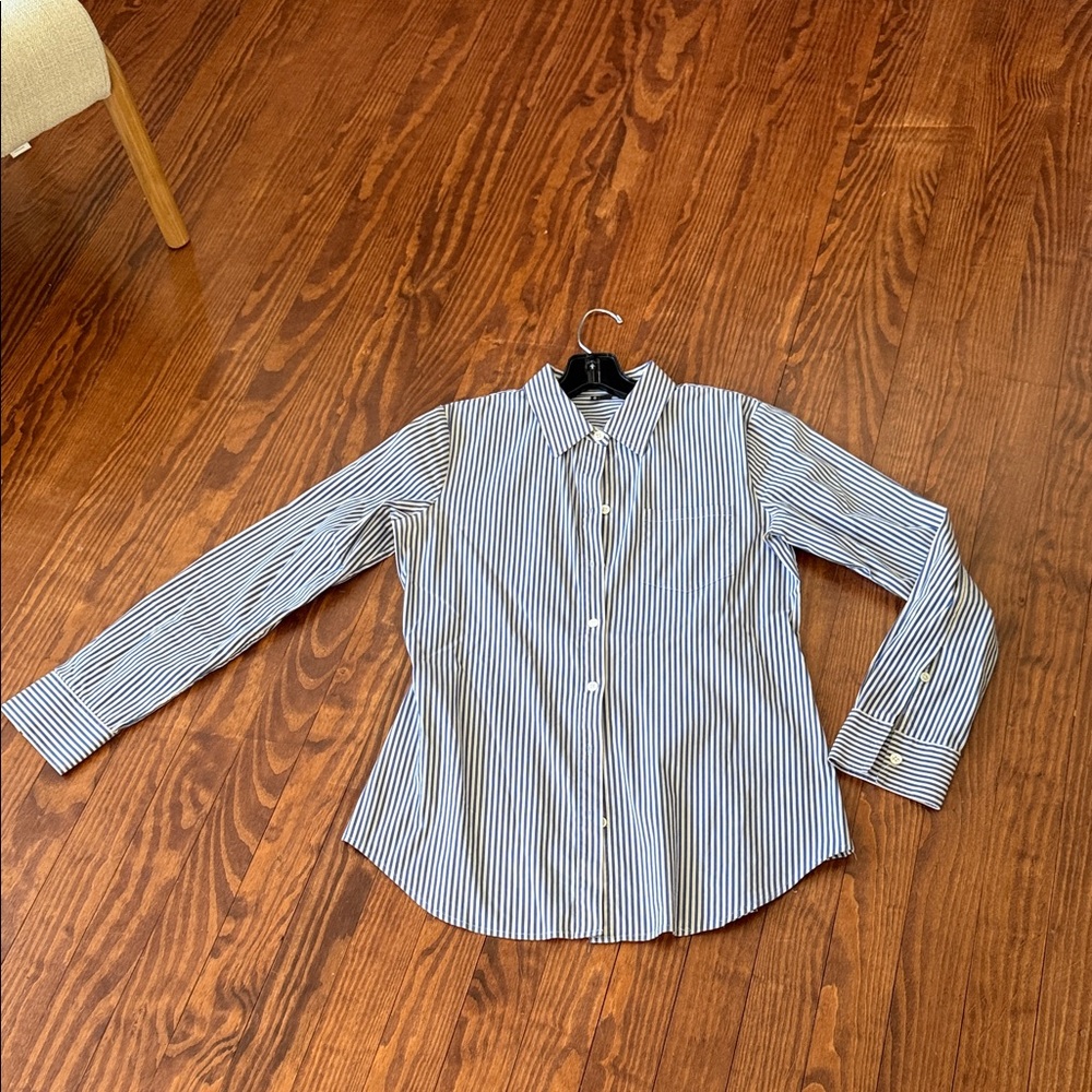 Theory Women’s Navy and White Striped Dress Shirt